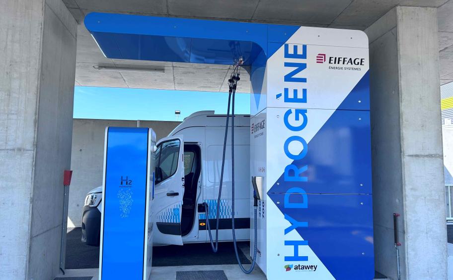 À Vitrolles (13), Eiffage Énergie Systèmes construit un démonstrateur de station pour véhicules à hydrogène 