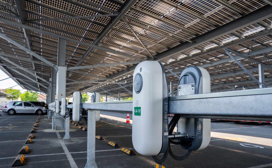 Eiffage Énergie Systèmes va installer 1 050 points de charge pour la flotte de véhicules électriques de GRDF