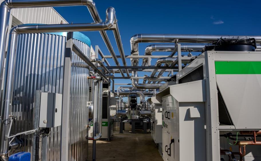Eiffage strengthen its expertise in the industrial refrigeration sector  with the acquisition of a majority holding in the French company Quercy Réfrigération