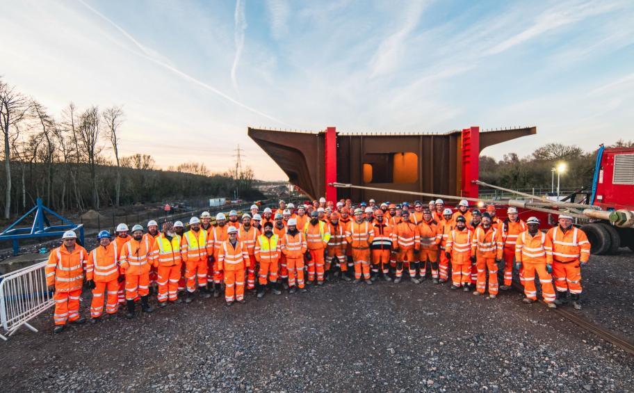 Sur le projet HS2, lançage réussi par les équipes d’Eiffage Métal