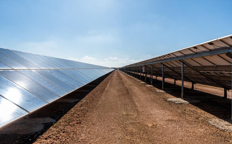 Construction de deux centrales solaires photovoltaïques pour un total de 300 MWc à Cordoue en Espagne et un montant global de 134 millions d’euros