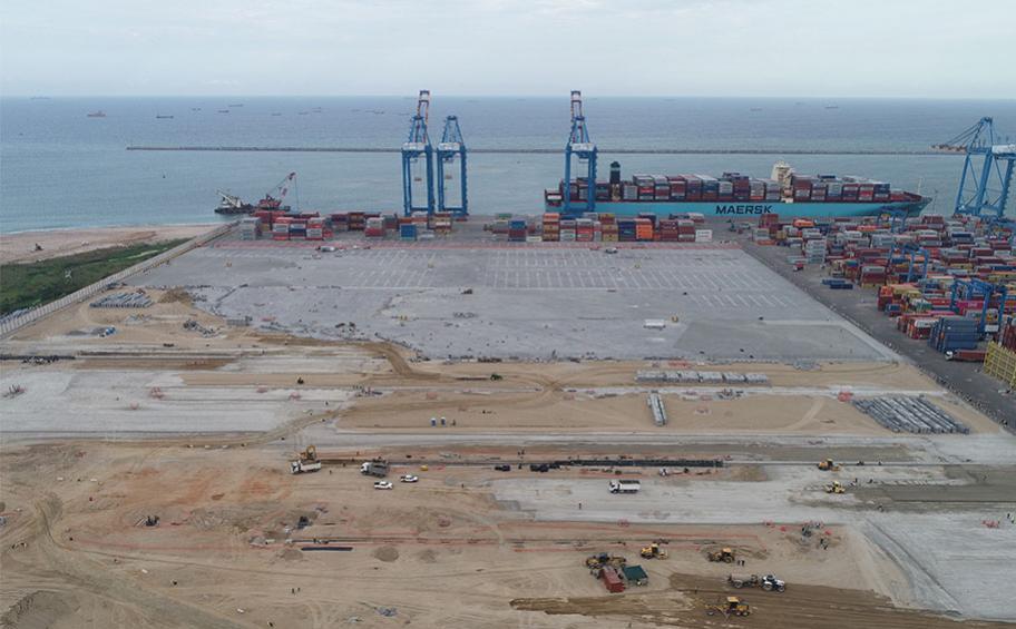 Au Ghana, Eiffage Génie Civil Marine poursuit les travaux d’extension du port de Tema