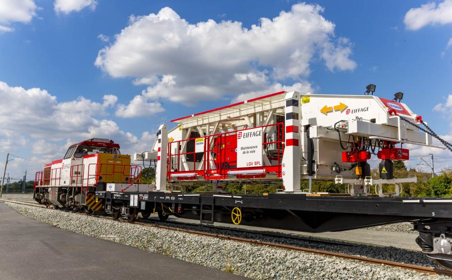 Eiffage Rail Express, the first private manager of railway infrastructure integrated into the French national rail network