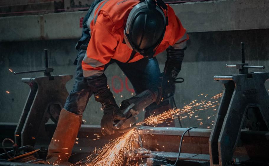 Final rail welding for Eiffage Rail on the RER E extension site