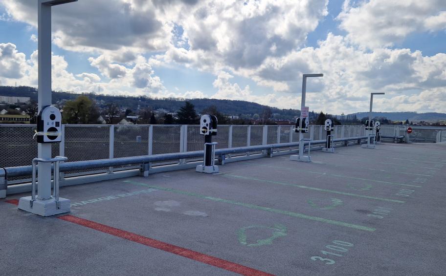 Eiffage Énergie Systèmes orchestrates Electric Vehicle Charging Infrastructure supervision in Clovis car park, for the City of Soissons.