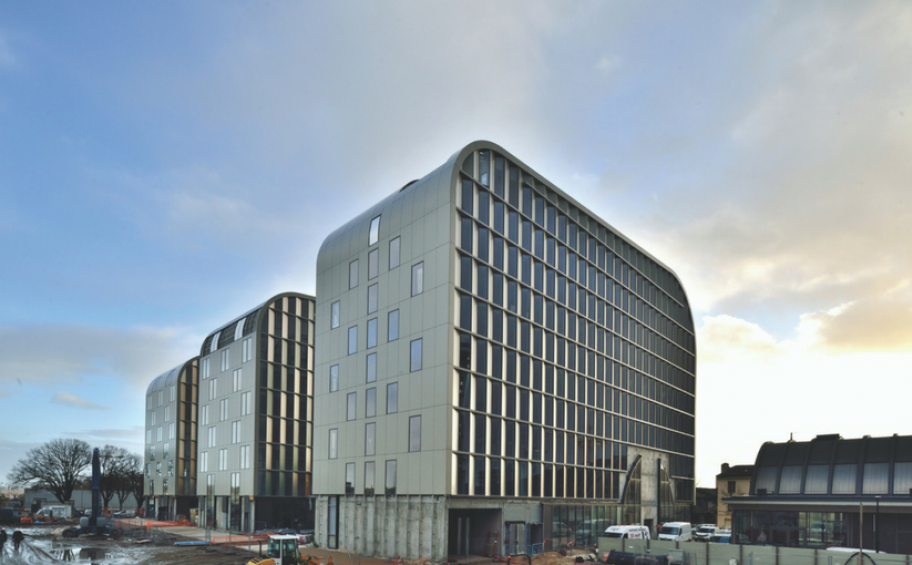 Eiffage Immobilier delivers hall Boca at the heart of the district Euratlantique in Bordeaux.