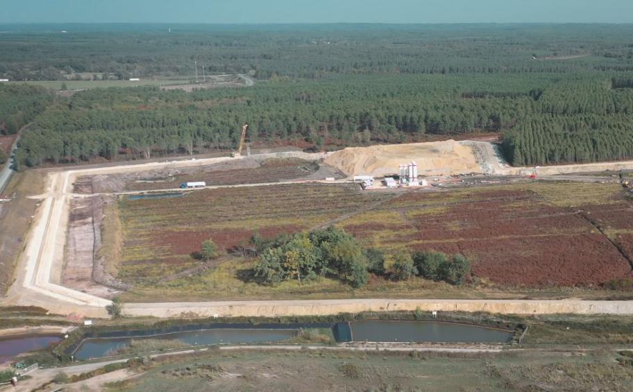 Near Bordeaux (33), Eiffage Fondations built a 1,500 m long grout wall on the Veolia site in Lapouyade