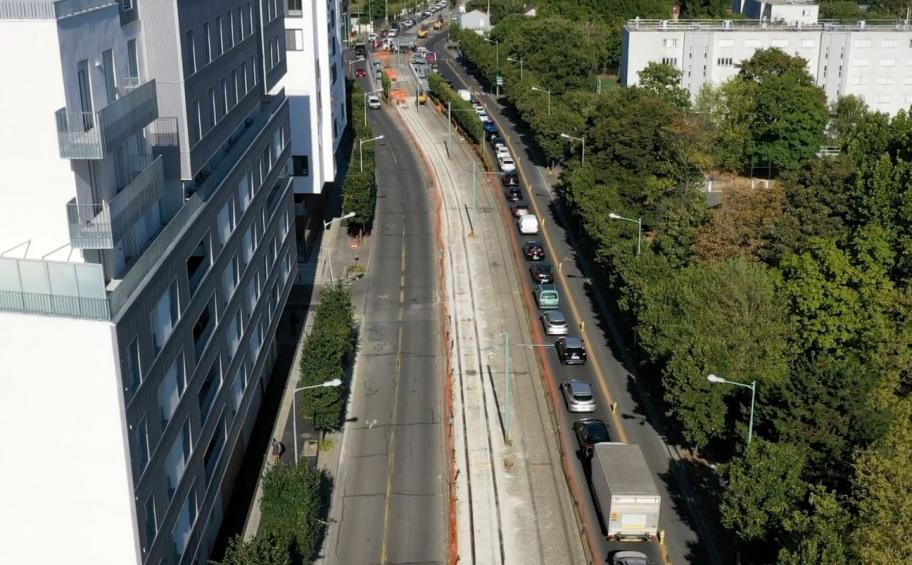Eiffage Rail carried out heritage maintenance on the T1 tramway in La Courneuve (93)