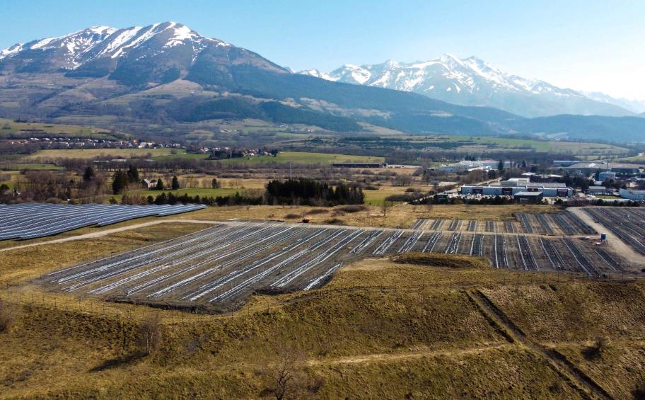 Clemessy builds a turnkey photovoltaic solar power plant for CNR and GEG in the Isère department
