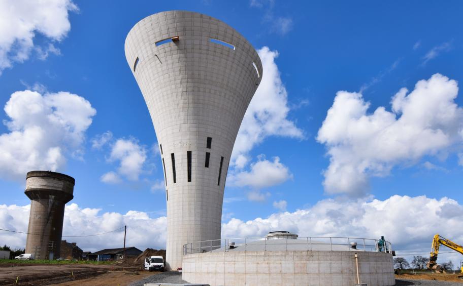 Eiffage Génie Civil has completed the construction of the new water tower at Saint-Meloir-des-Ondes, in Brittany
