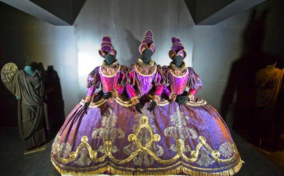 APRR patron of the National Centre for Stage Costumes