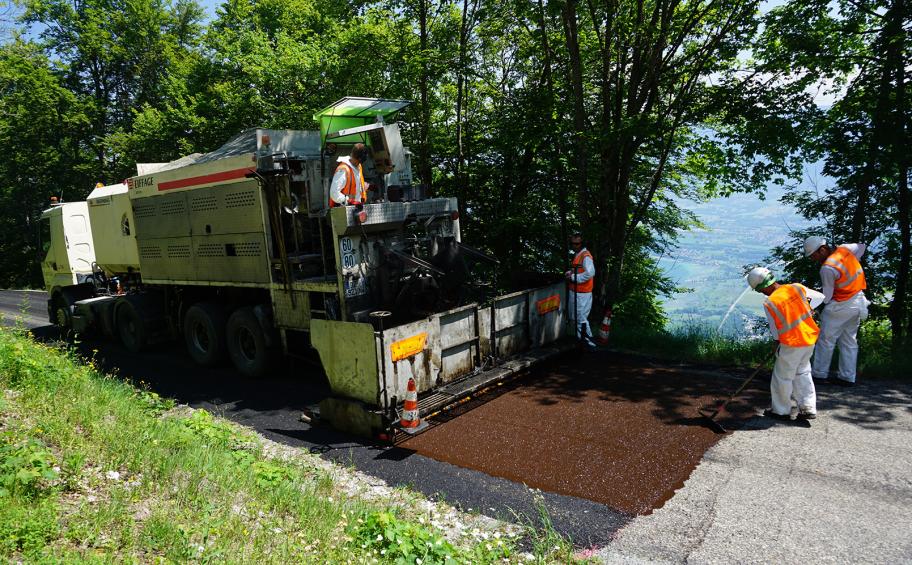 Eiffage Route on the road with the Tour de France