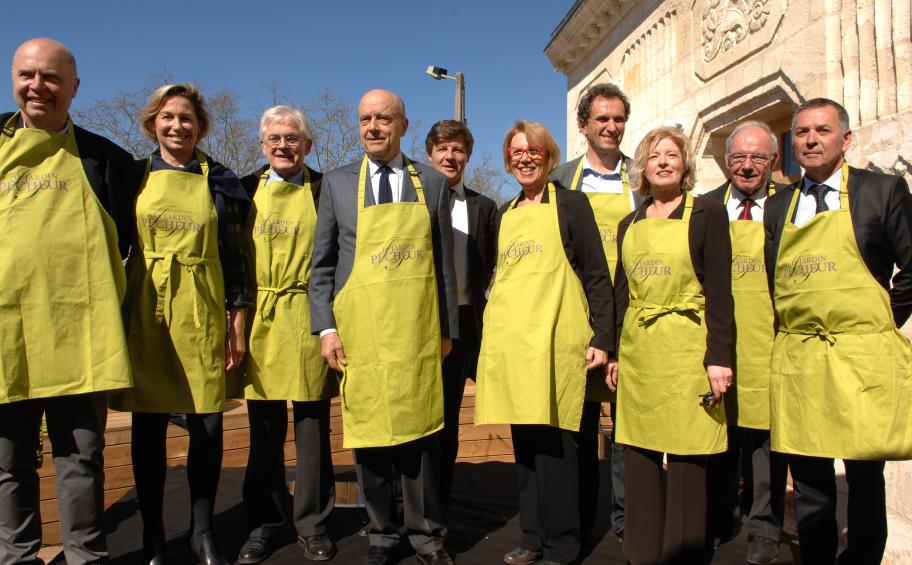 Eiffage Foundation: Alain Juppé attends the opening of the Jardin Pêcheur restaurant in Bordeaux