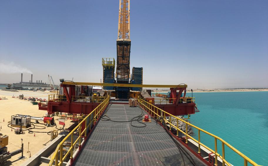 Eiffage has entered into exclusive negotiation with a view to acquire Saipem maritime works activities