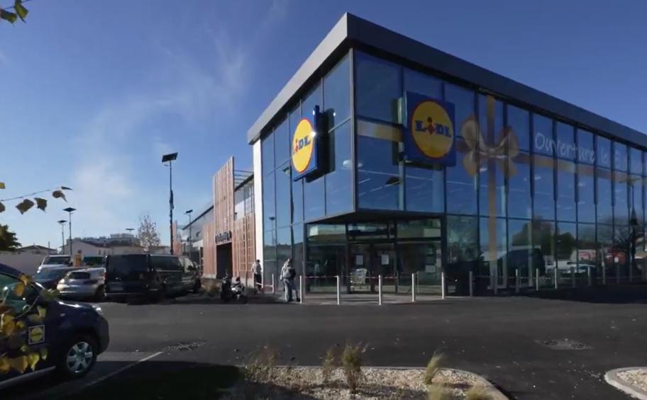 Lidl has chosen Biophalt® asphalt for its store in Cenon (33)