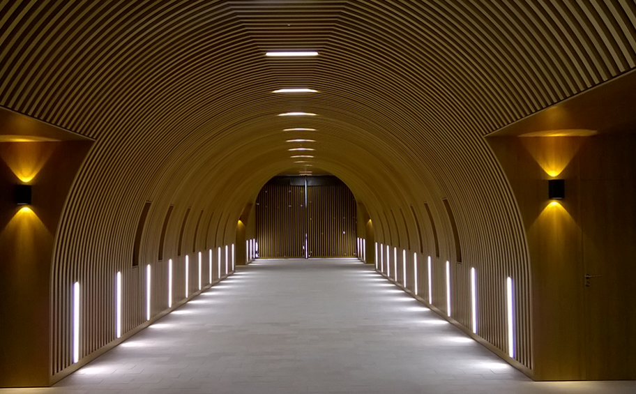 La maison Martell inaugure son tasting bar à Cognac, mis en lumière par Eiffage Énergie