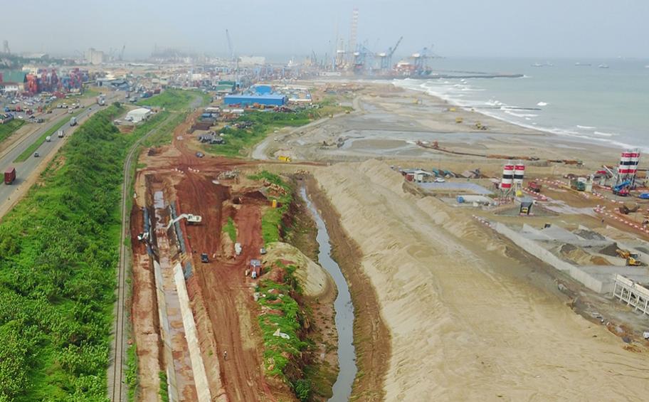 Tema: work on the harbour in progress