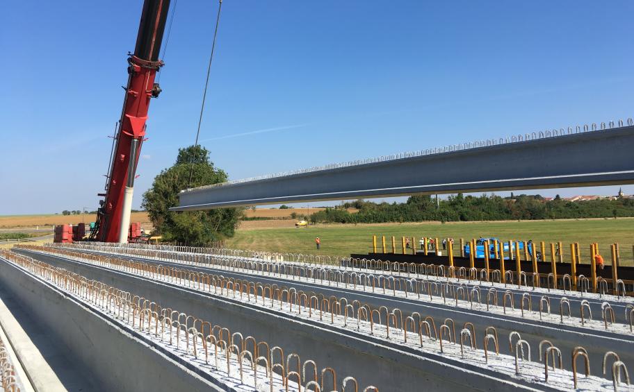 12 poutres en BSI® pour reconstruire un ouvrage d’art en Meurthe-et-Moselle