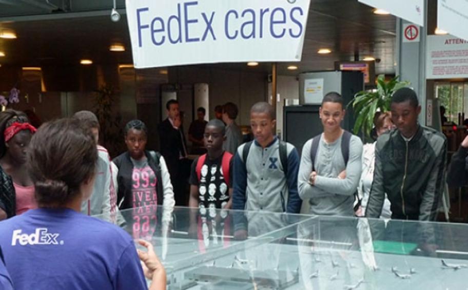 « Un stage pour tous » : 100 collégiens d’établissements prioritaires du Grand Roissy accompagnés par la Fondation Eiffage
