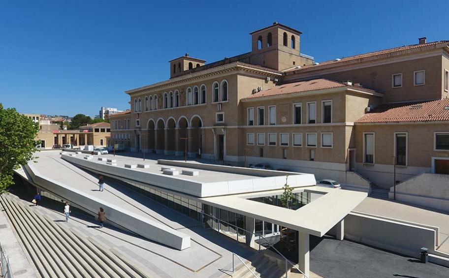 Eiffage continues to actively manage its PPP portfolio by selling five projects to Quaero Capital