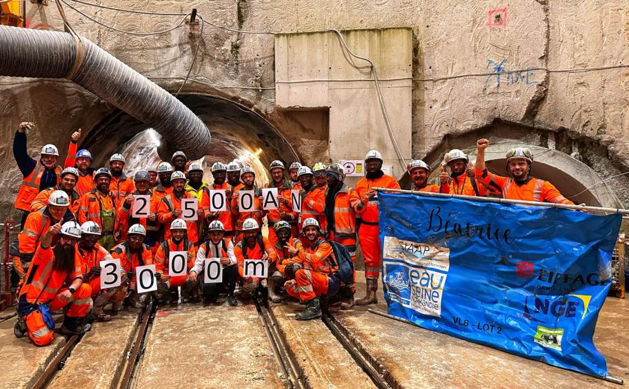 Eiffage Civil Engineering has excavated the first 3 kilometers of the tunnel for Lot 2 of VL8.